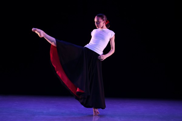 Martha Graham creó el solo '"Immediate Tragedy", impactada por la Guerra Civil española. Foto: Melissa Sherwood.