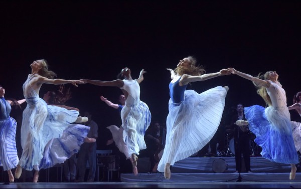 “Core meu” es un tributo de Jean Christophe Maillot a su maestro Maurice Béjart y a la cultura mediterránea. Foto: Luis Joa. Gentileza BNC.