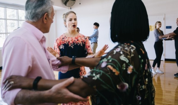 La doctora Madeleine Hackney en un encuentro del Adapted Tango Program. Foto gentileza Tango Mercurio.