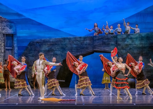 El Ballet Estable del Teatro Colón presenta “Don Quijote”, uno de los clásicos del repertorio académico. Foto: Carlos Villamayor. Gentileza TC.
