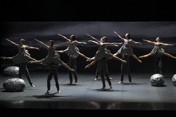 El Malandain Ballet Biarritz inauguró la 35ª edición del Festival Le Temps d'Aimer la Danse. Foto: Olivier Houeix