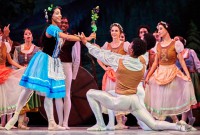 El Centro Prodanza de Cuba, capitaneado por Laura Alonso, subió a escena “Giselle”, en la versión de su directora. Fotos gentileza Centro Prodanza Cuba.