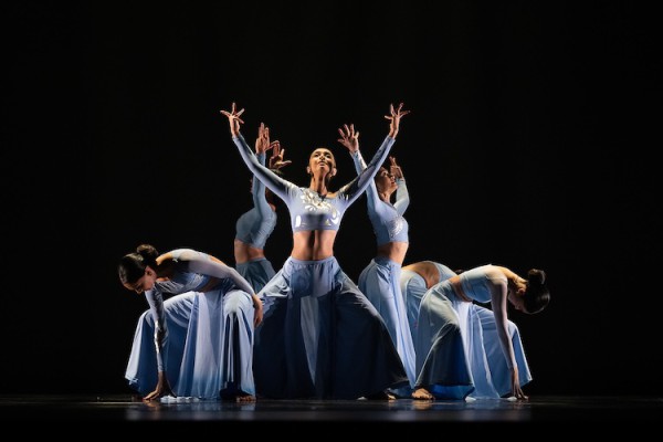 Dirigido por Payal Kadakia, el ensamble es un referente cultural dentro de la comunidad del sur de Asia. Foto: ChristopherDuggan. Gentileza: The Sa Dance Company. 
