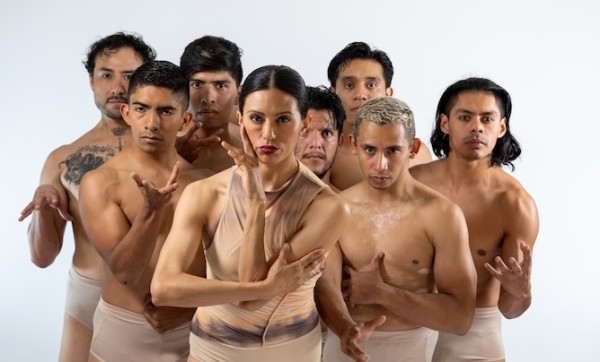 Óscar Ruvalcaba Cía., Danza Contemporánea sube al escenario del Teatro Raúl Flores Canelo con una propuesta multidisciplinaria. Foto: Octavio Amador. Gentileza DC.